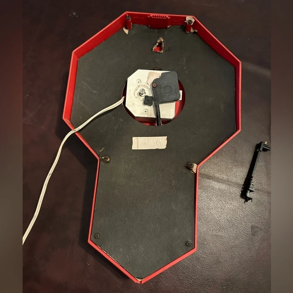 Vintage Mickey Mouse clock